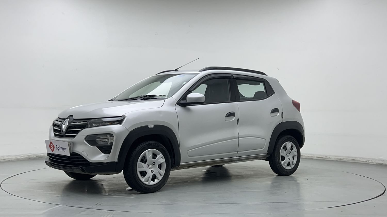 LEFT FRONT CORNER VIEW