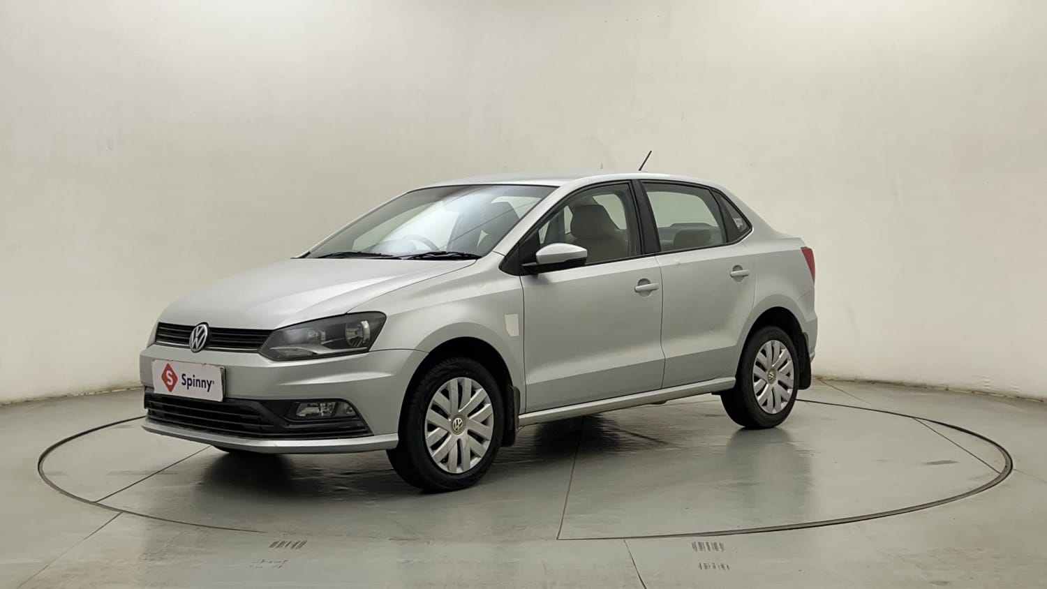 2016 Volkswagen Ameo Comfortline Plus 1.5L AT (D)