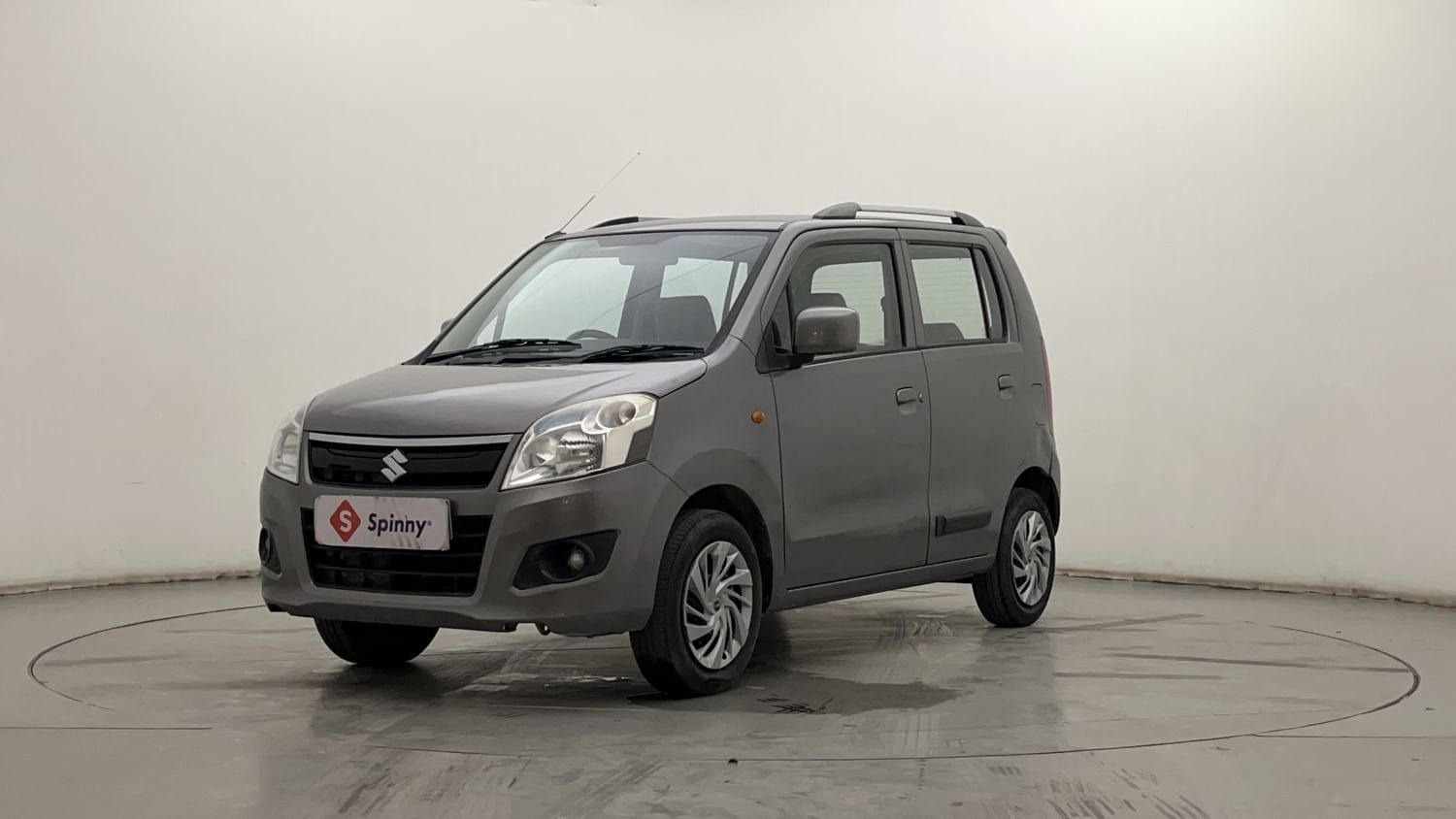 LEFT FRONT CORNER VIEW