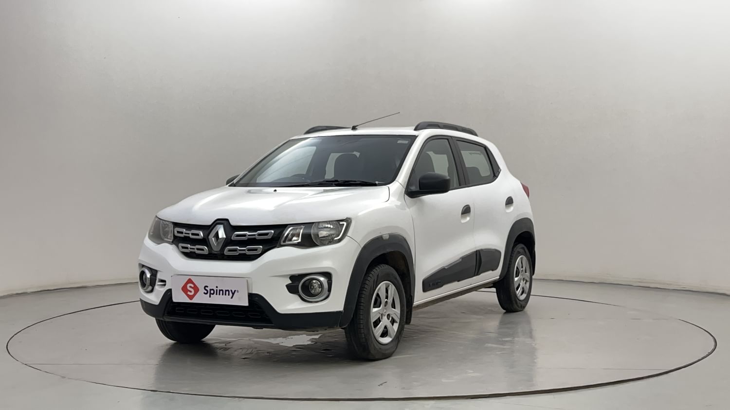 LEFT FRONT CORNER VIEW