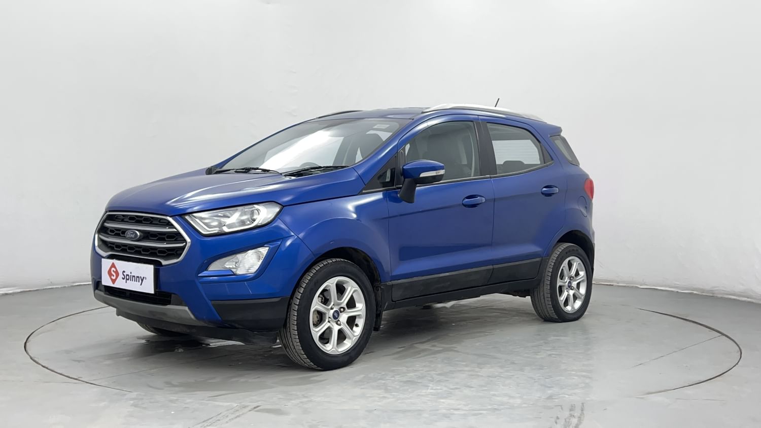 LEFT FRONT CORNER VIEW