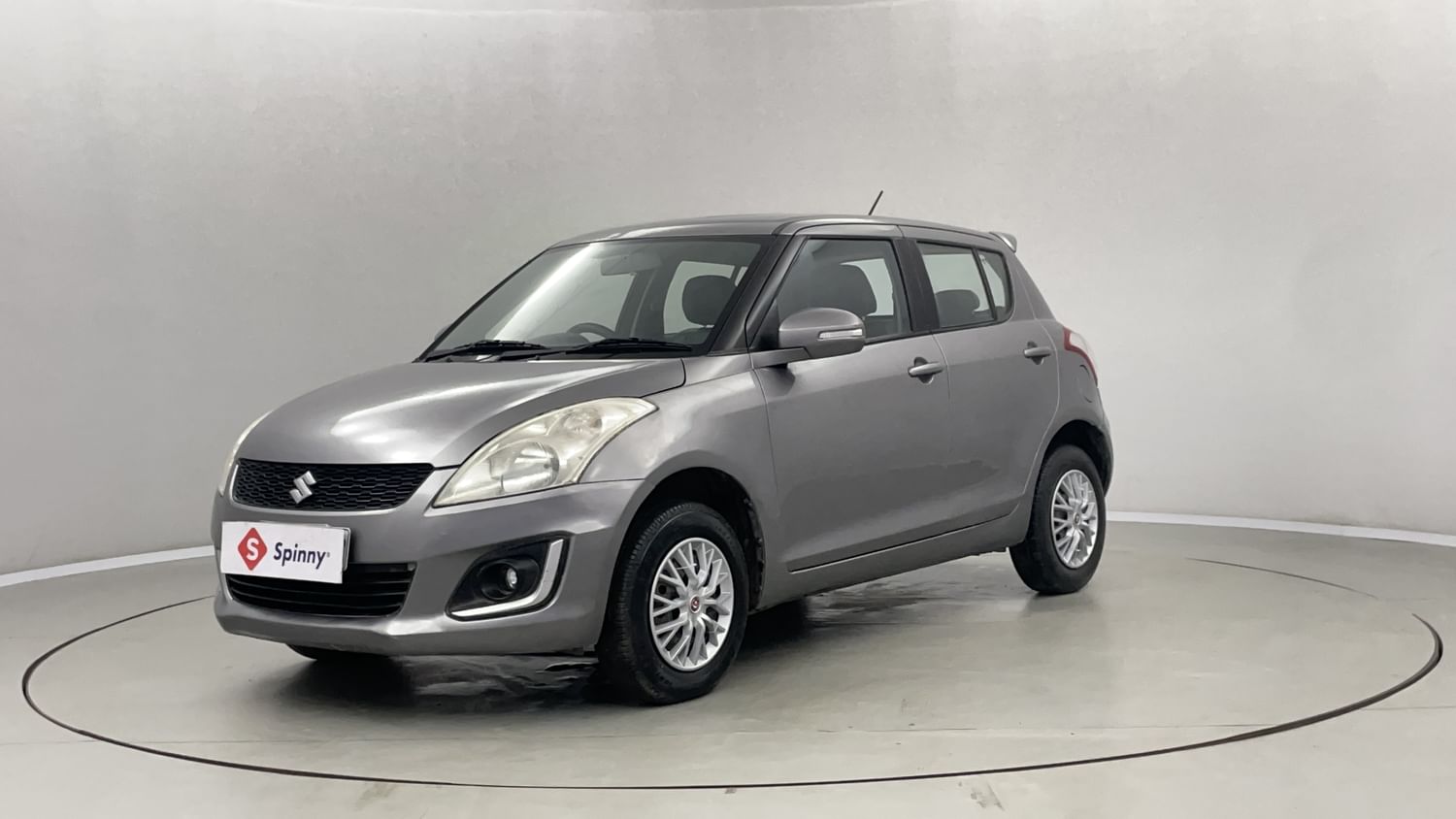 LEFT FRONT CORNER VIEW