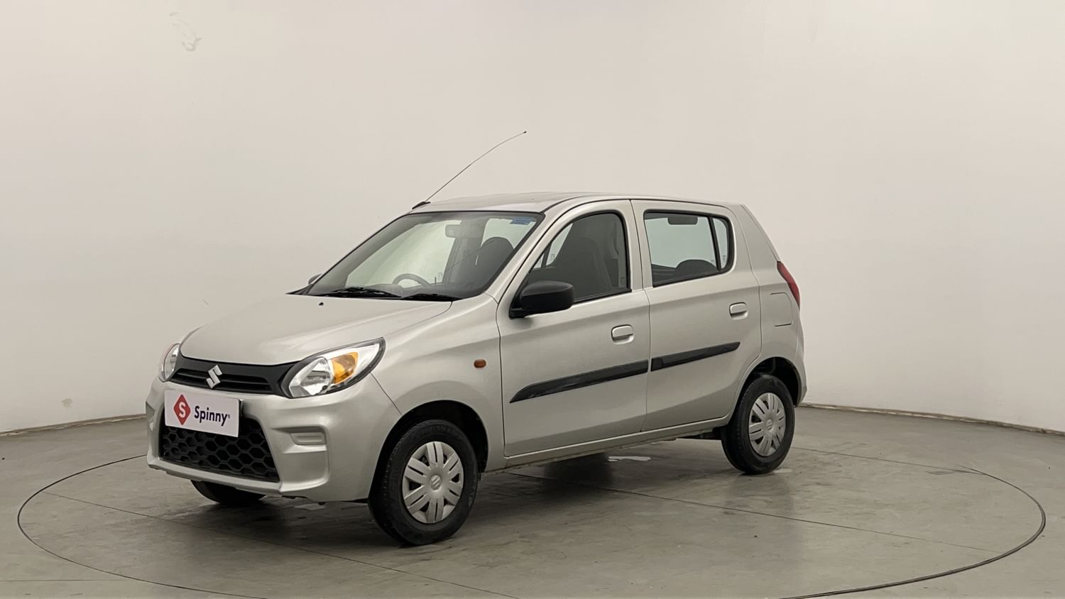 LEFT FRONT CORNER VIEW