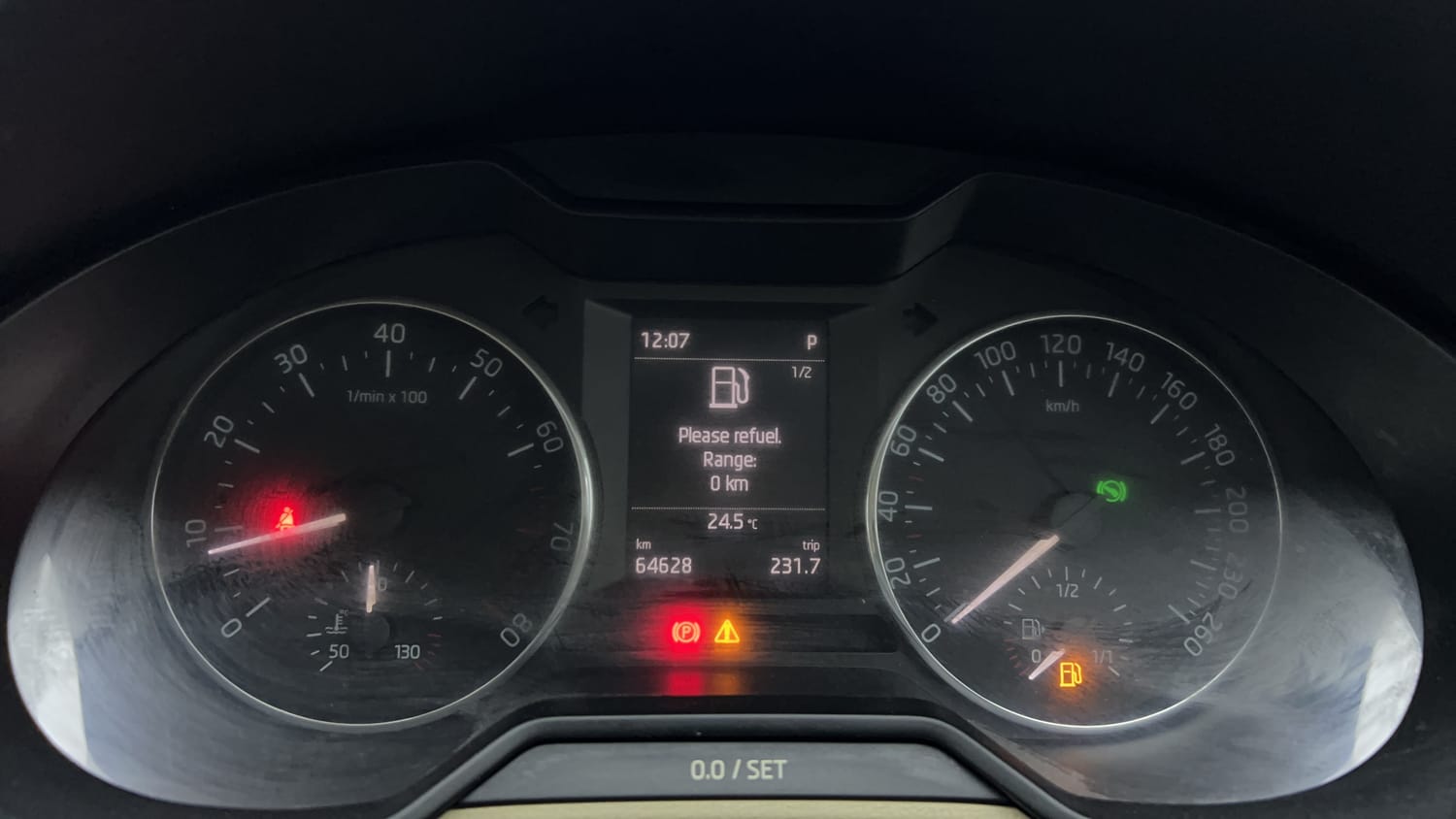 New Skoda Octavia interior CLUSTERMETER VIEW