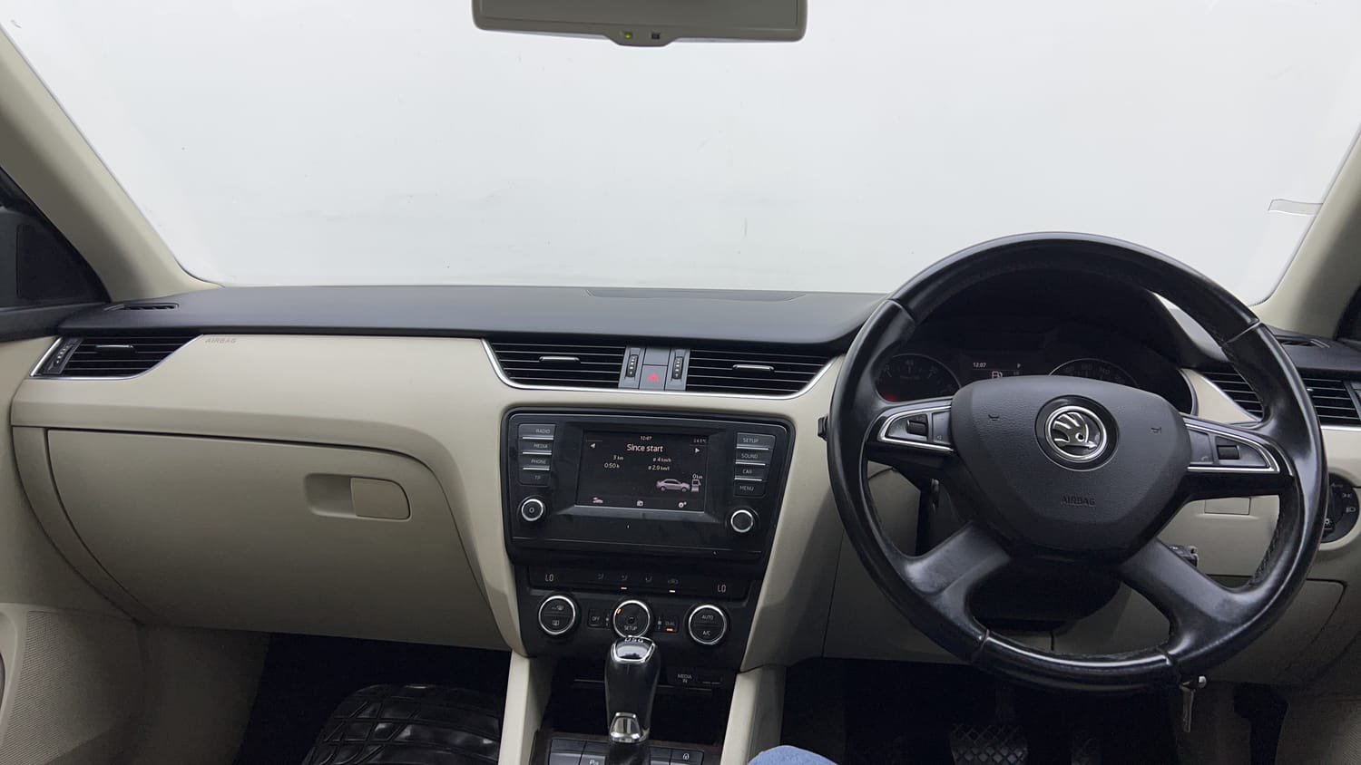 New Skoda Octavia interior DASHBOARD VIEW