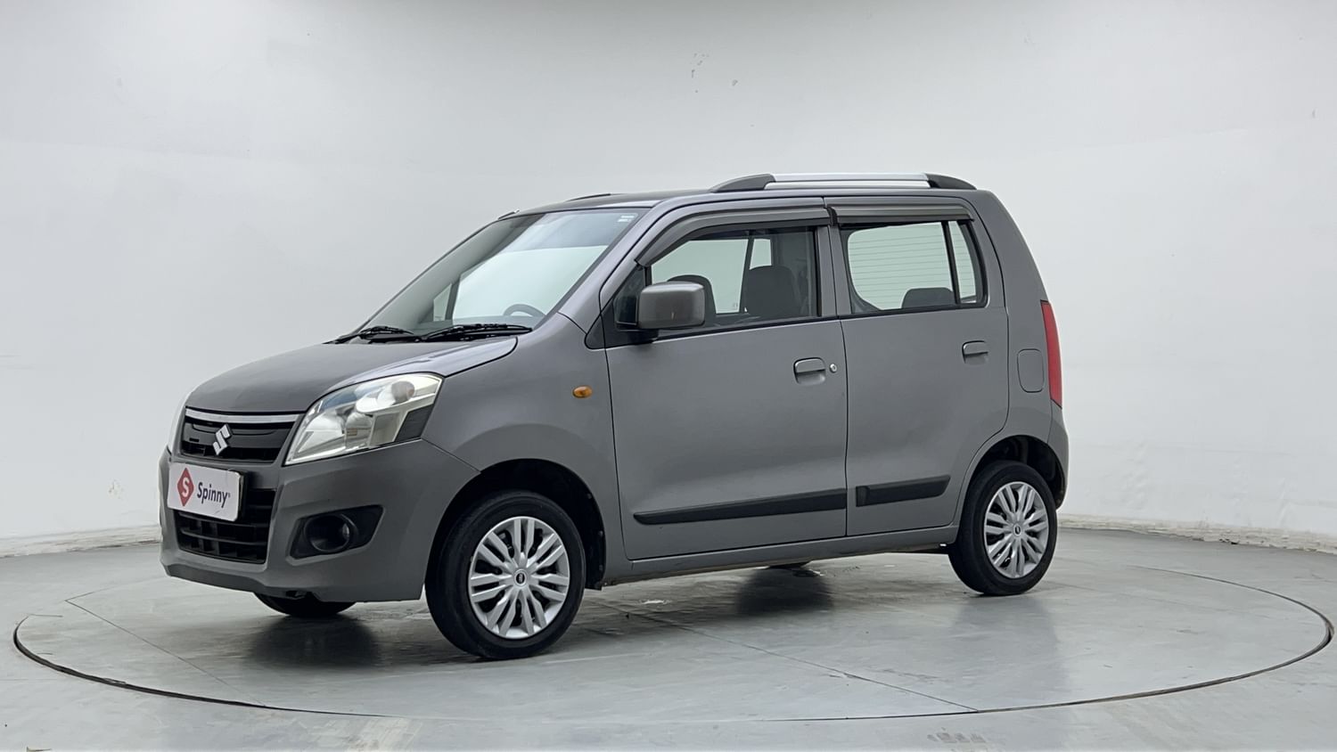 LEFT FRONT CORNER VIEW