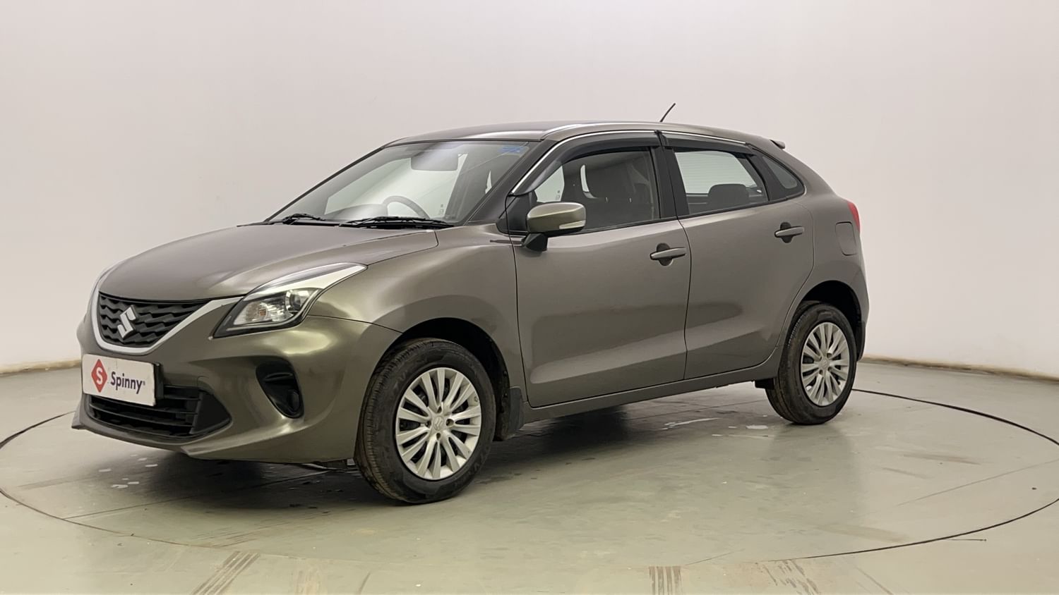 LEFT FRONT CORNER VIEW