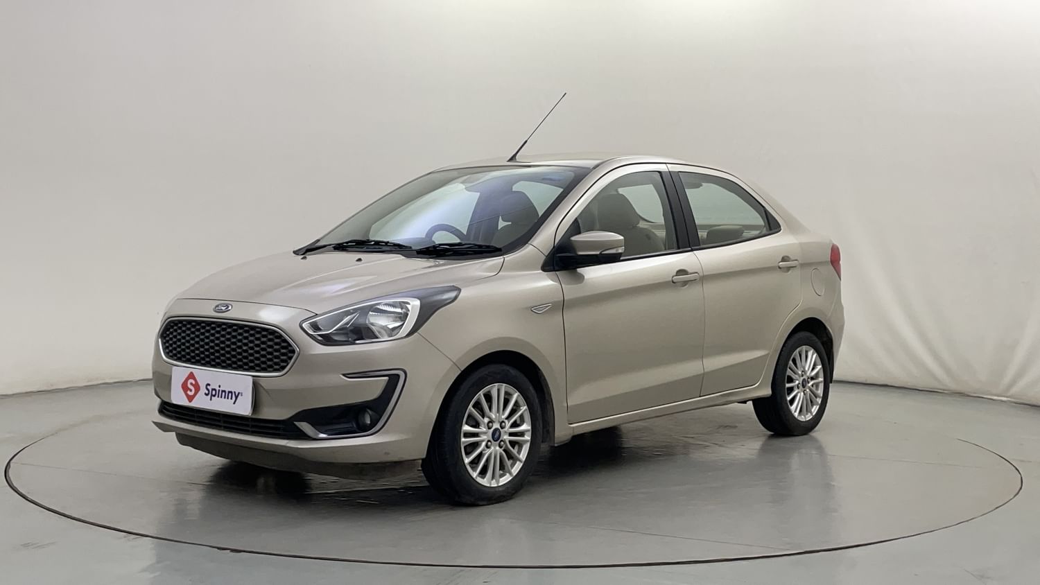 LEFT FRONT CORNER VIEW