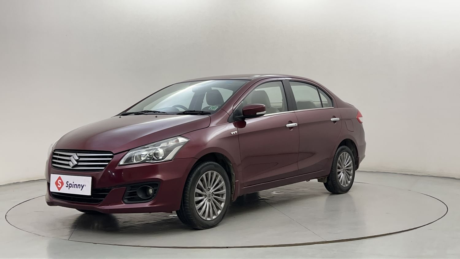 LEFT FRONT CORNER VIEW