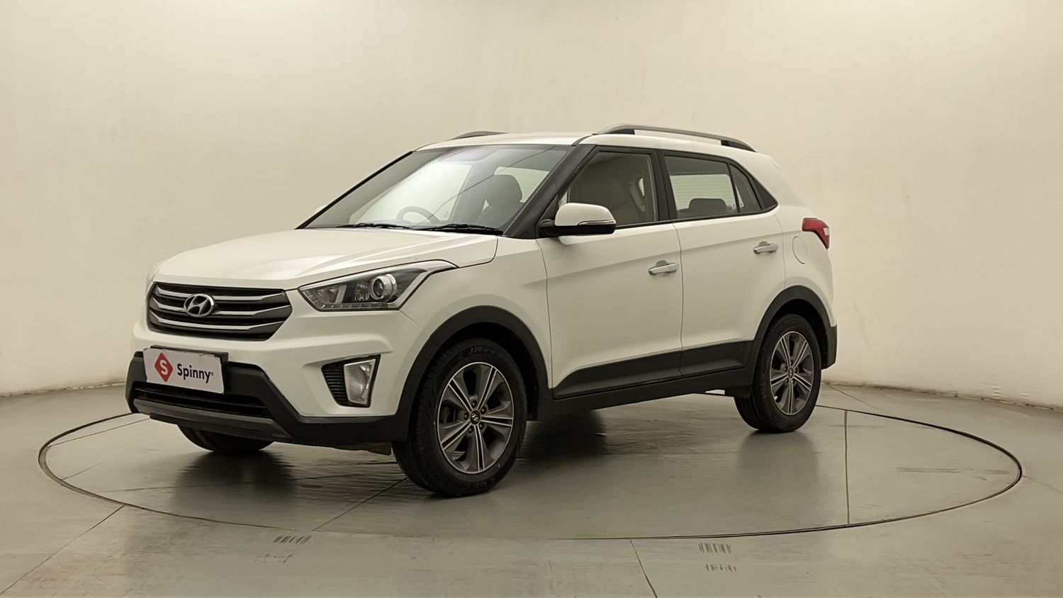 LEFT FRONT CORNER VIEW