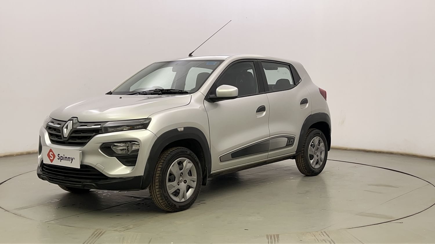 LEFT FRONT CORNER VIEW