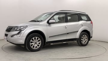 Used 2016 Mahindra XUV500 W10 AT Diesel Automatic Image