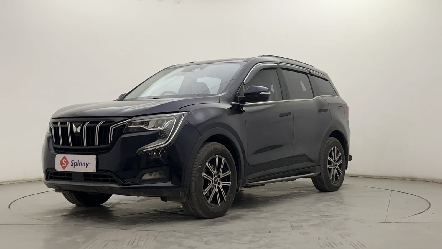 2024 Mahindra XUV700 AX7 Petrol MT 7 STR