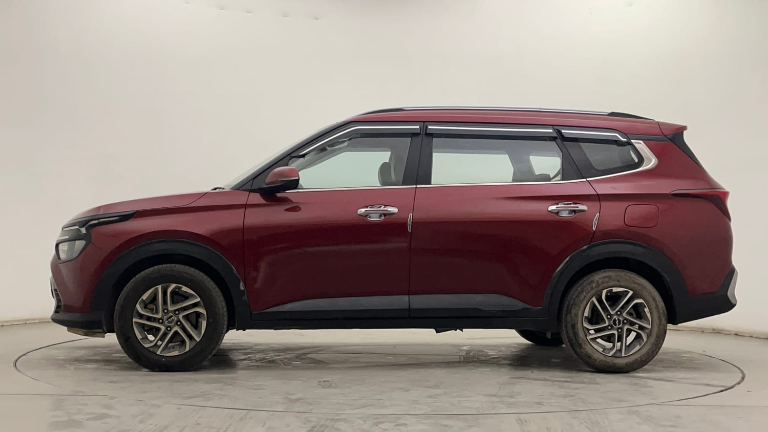 2023 Kia Carens - 2