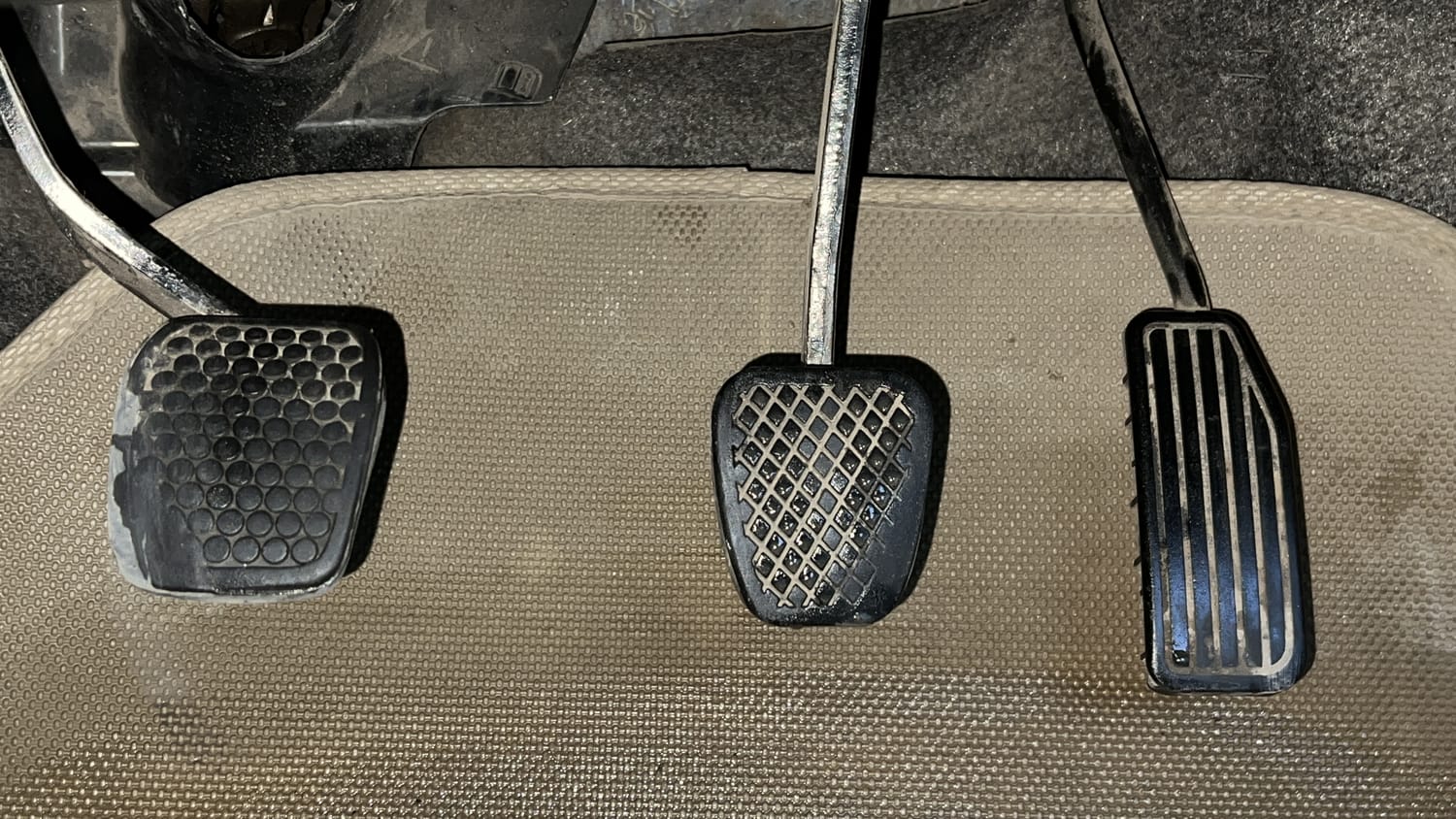 New Honda Brio interior PEDALS VIEW