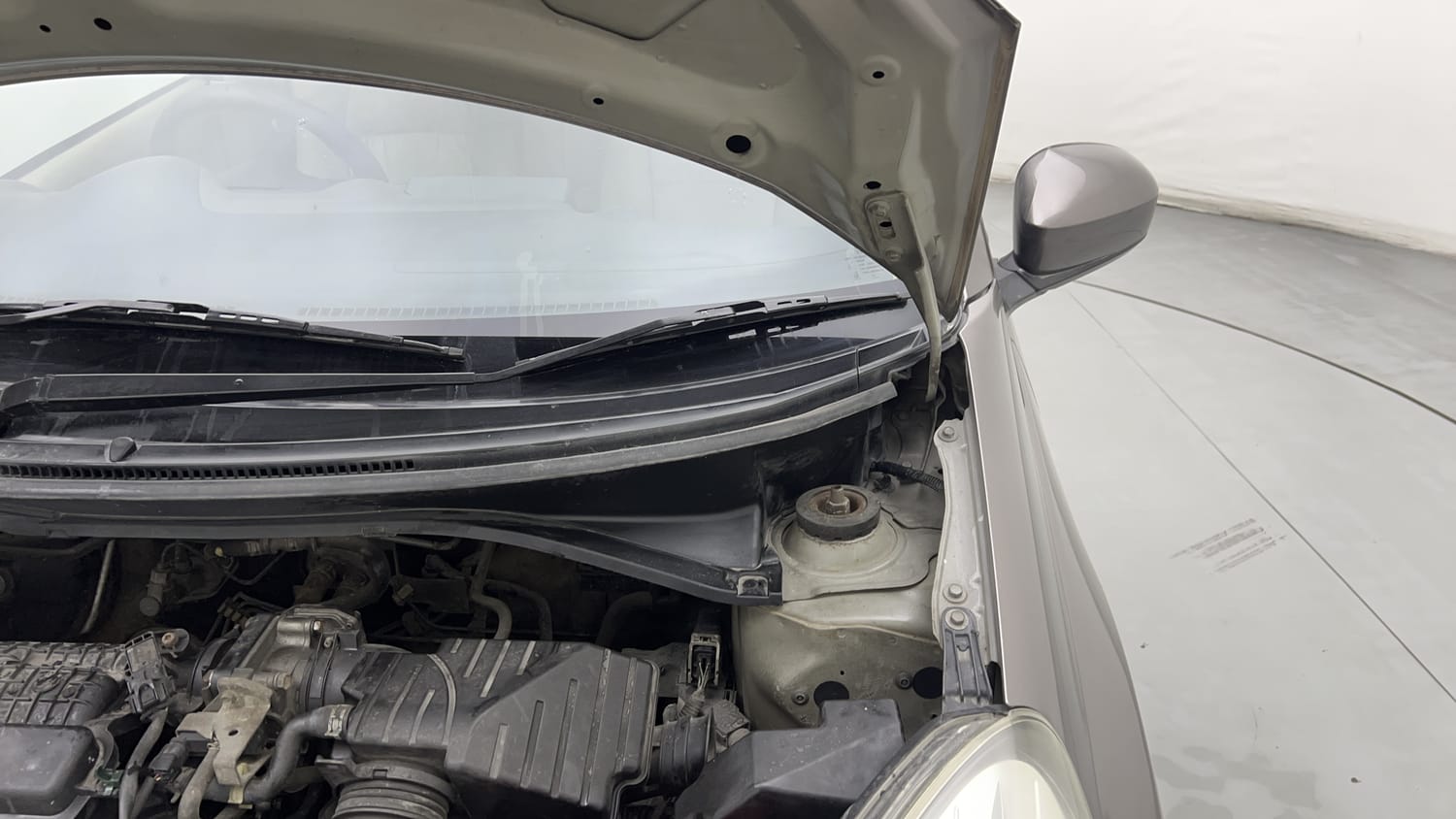 New Honda Brio engine ENGINE LEFT SIDE HINGE & APRON VIEW