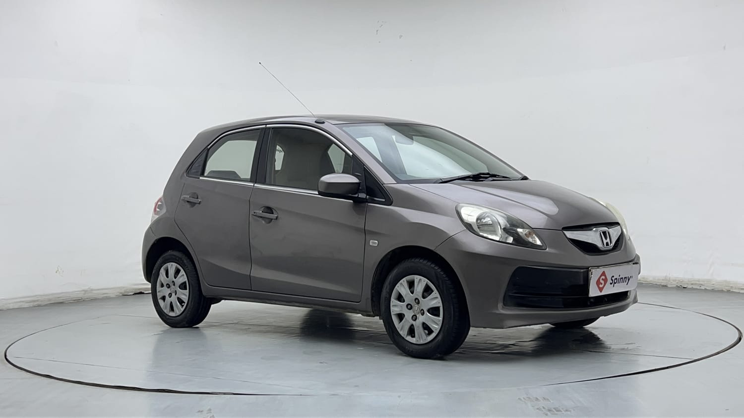 New Honda Brio exterior RIGHT FRONT CORNER VIEW