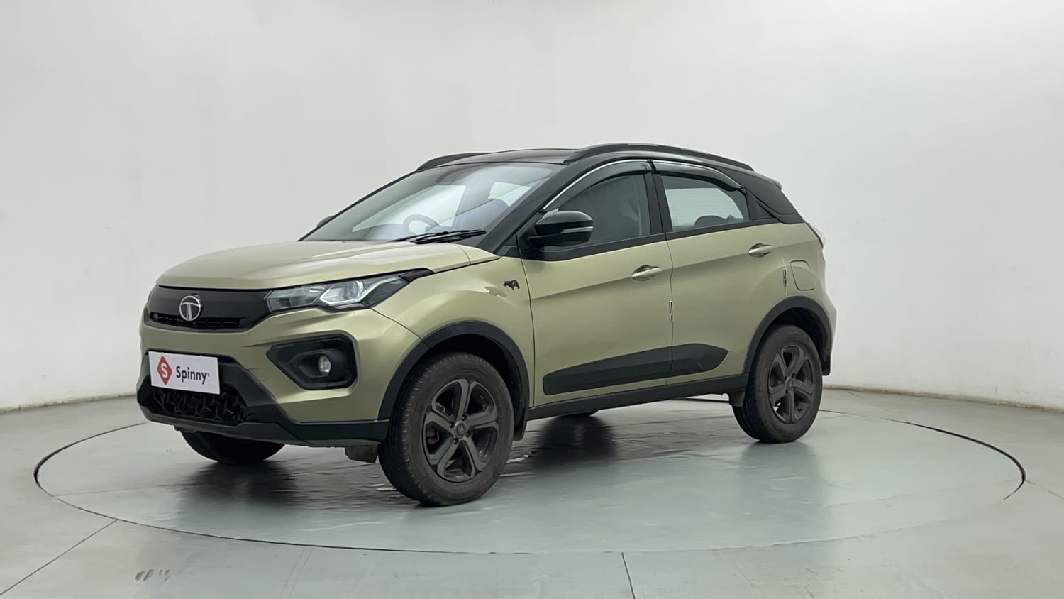 2022 Tata Nexon Kaziranga XZ Plus (Premium)