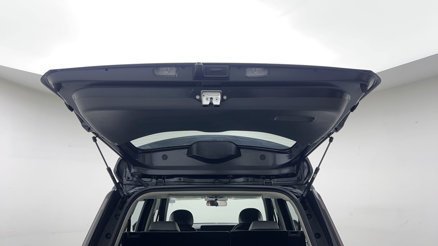 New Kia Syros interior DICKY DOOR OPEN VIEW