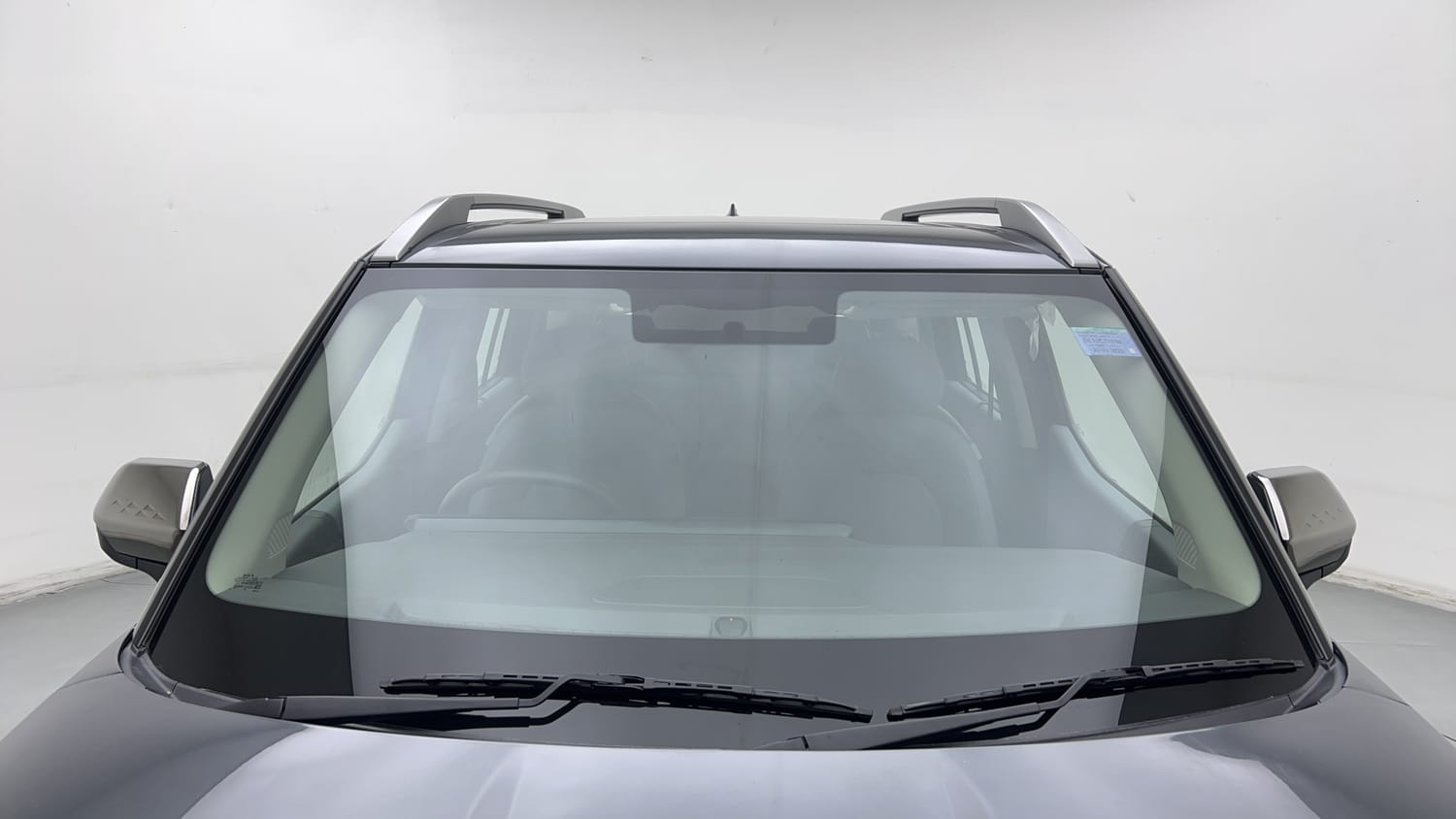 New Kia Syros exterior FRONT WINDSHIELD VIEW