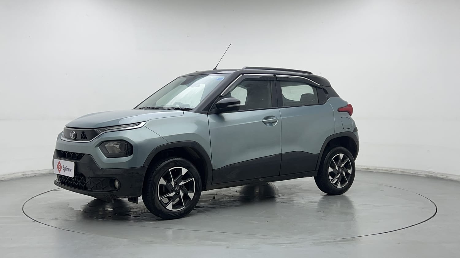 2022 Tata Punch Pure Rhythm Pack [2021-2025]