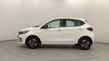 Used 2024 Tata Tiago XZA Plus iCNG Cng Automatic Image