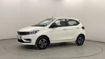 Used 2024 Tata Tiago XZA Plus iCNG Cng Automatic Image