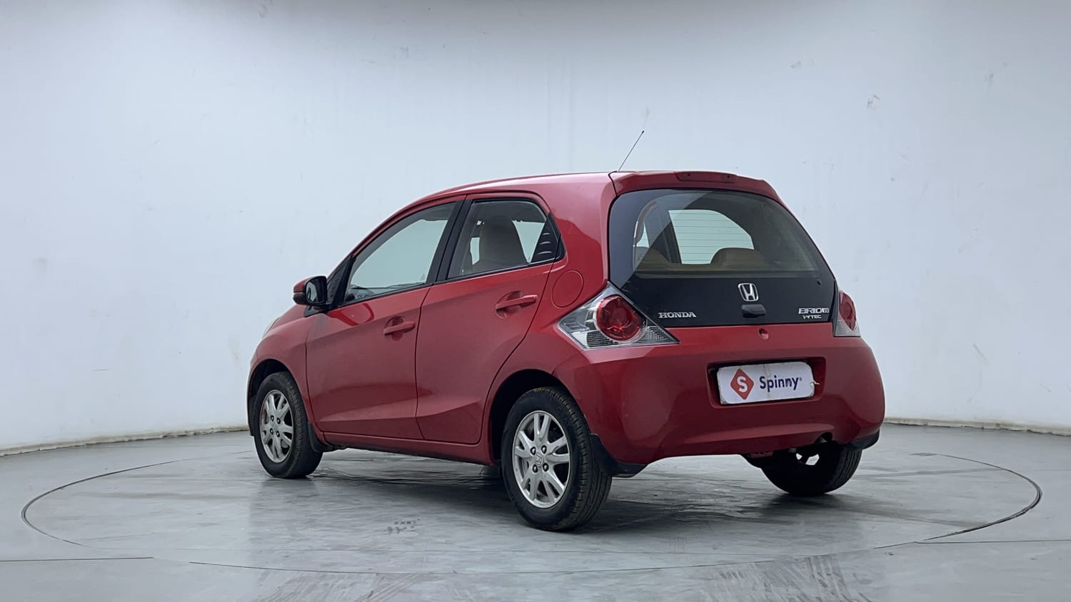 2015 Honda Brio - 3
