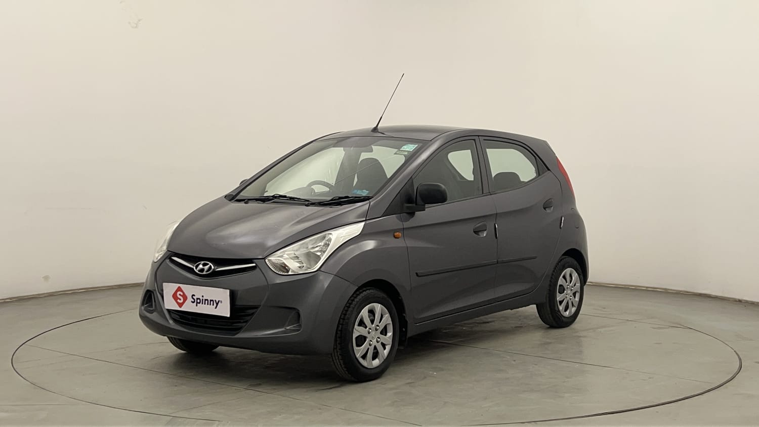 2018 Hyundai Eon Magna +