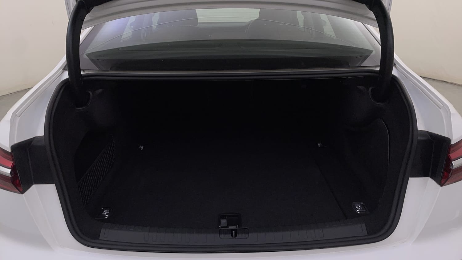 New Audi A6 interior DICKY INSIDE VIEW