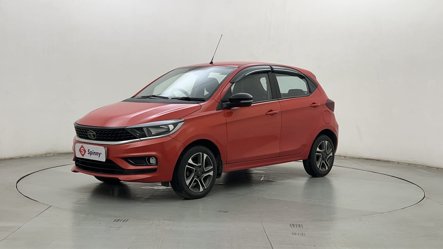 2020 Tata Tiago XZ Plus