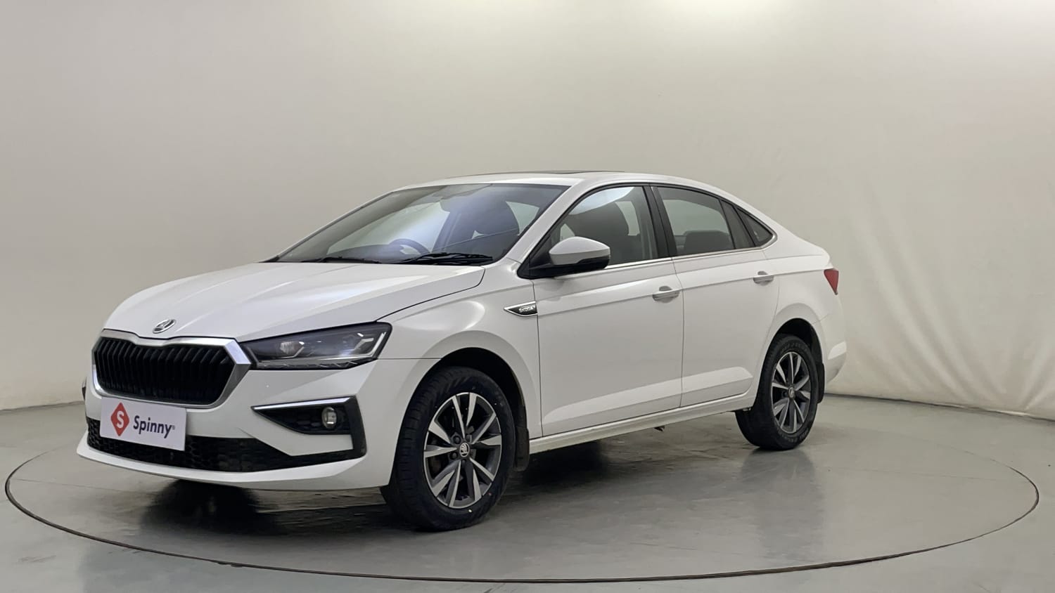 2022 Skoda Slavia Style 1.0L TSI AT