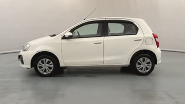 Used 2017 Toyota Etios Liva V Petrol Manual Image