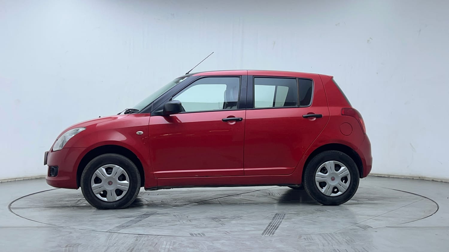 2011 Maruti Suzuki Swift - 2