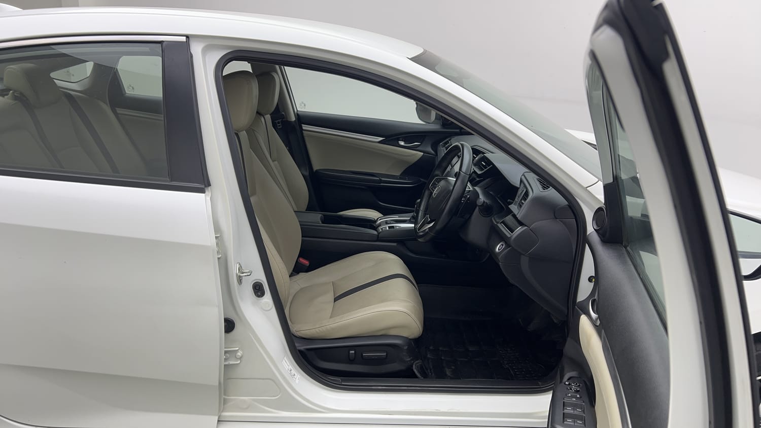 New Honda Civic interior RIGHT SIDE FRONT DOOR CABIN VIEW