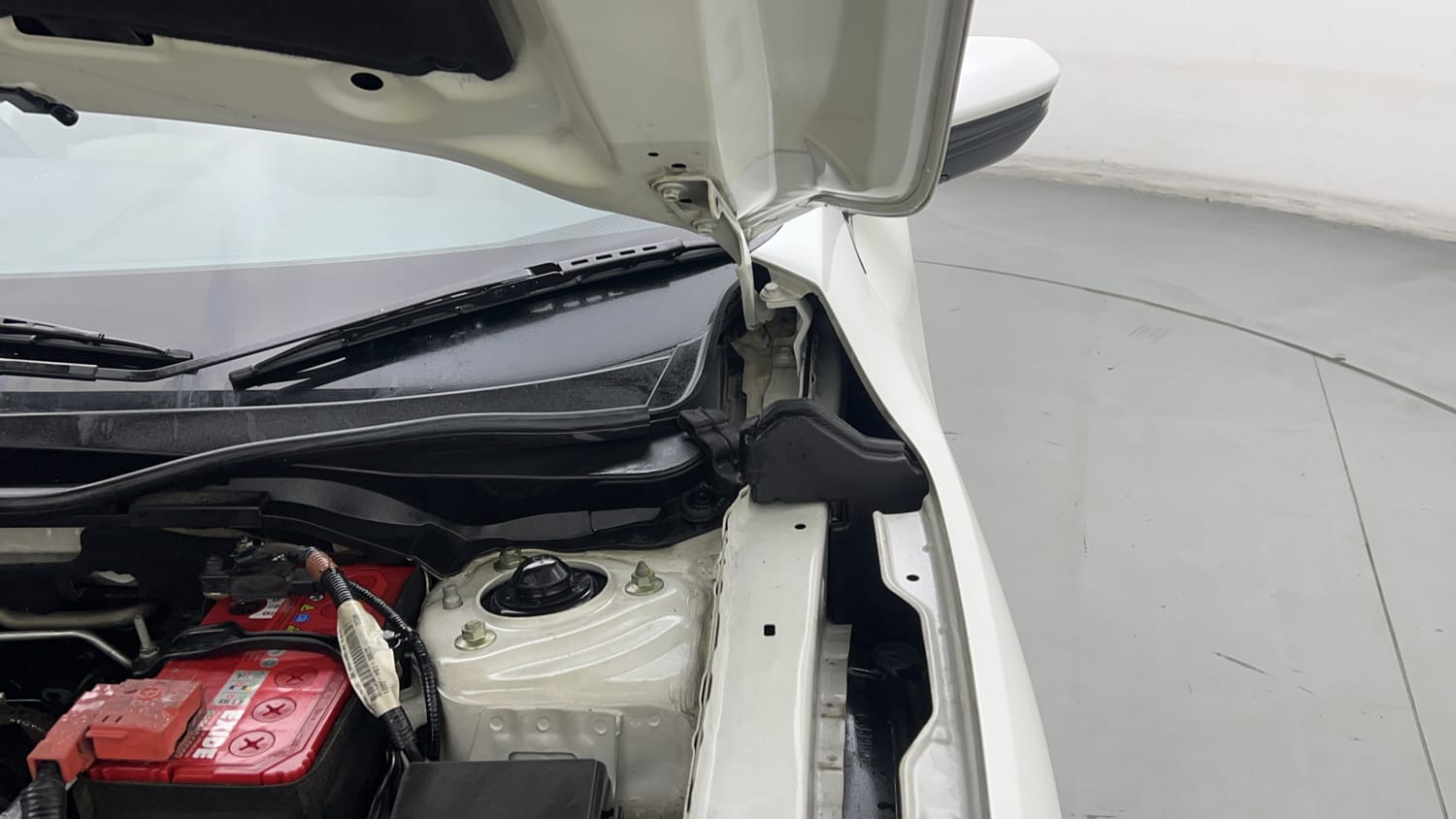 New Honda Civic engine ENGINE LEFT SIDE HINGE & APRON VIEW