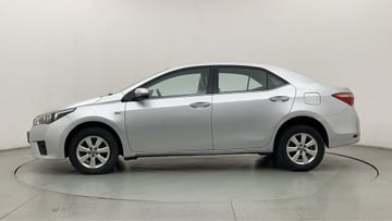 Used 2015 Toyota Corolla Altis G Petrol Petrol Manual Image