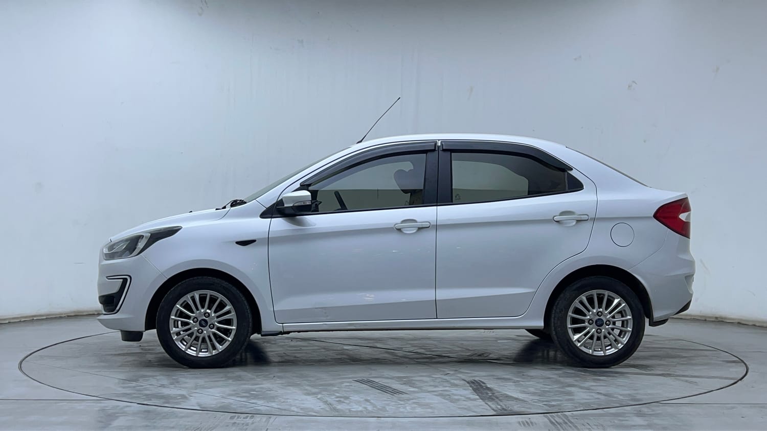 2019 Ford Figo Aspire - 2