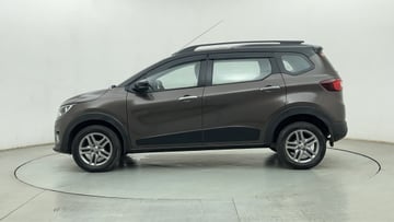 Used 2024 Renault Triber RXZ EASY-R AMT Dual Tone Petrol Automatic Image