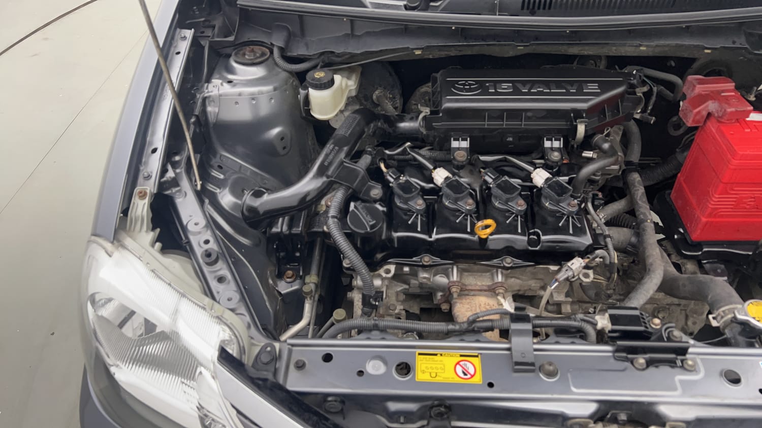 New Toyota Etios engine ENGINE RIGHT SIDE VIEW