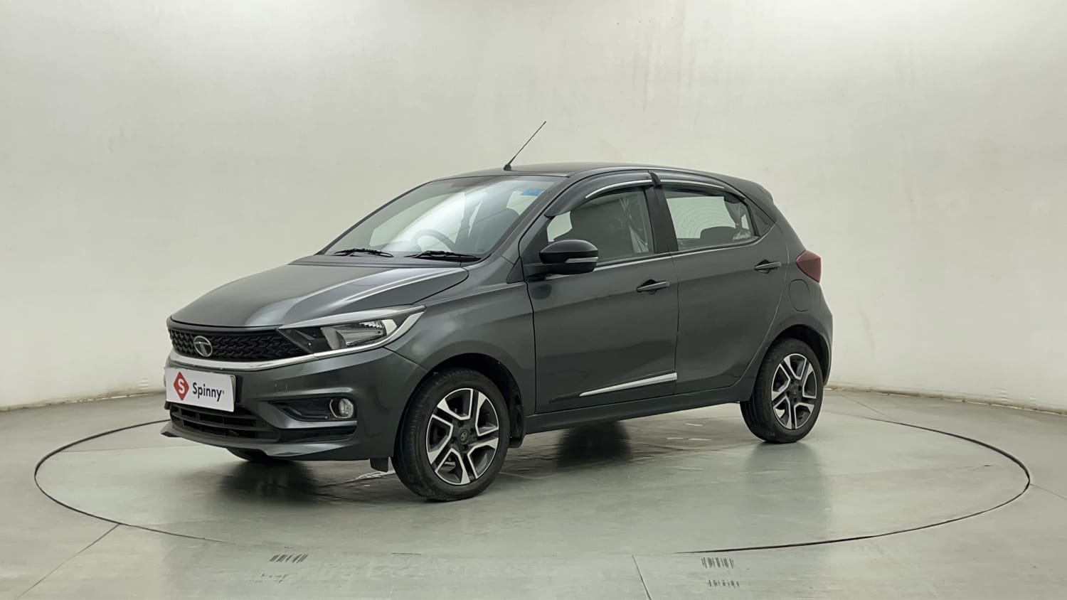 2021 Tata Tiago XZ Plus