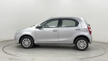 Used 2015 Toyota Etios Liva V Petrol Manual Image