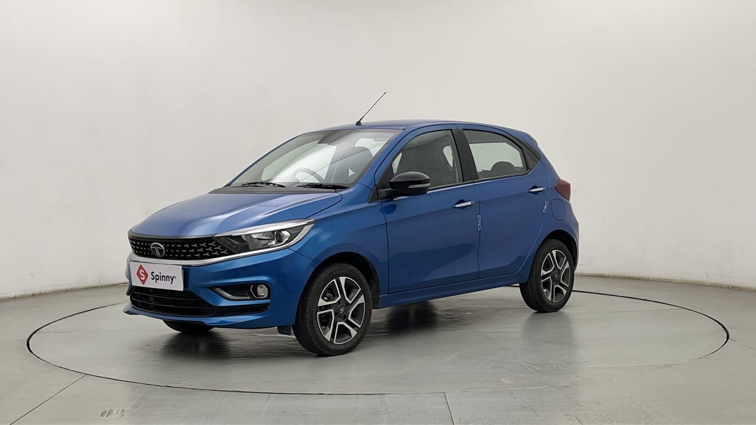2024 Tata Tiago XZA Plus