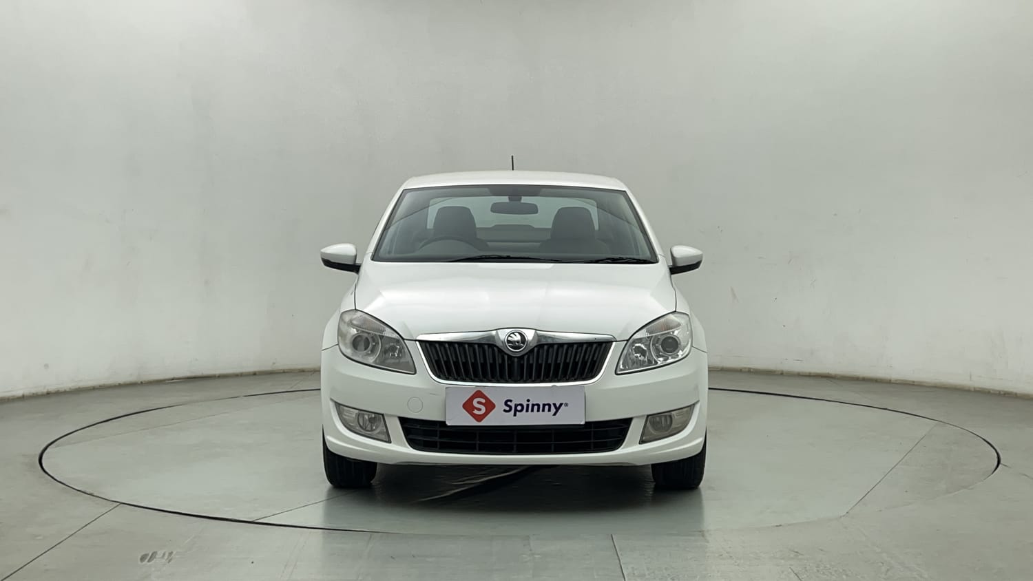 New Skoda Rapid exterior FRONT VIEW
