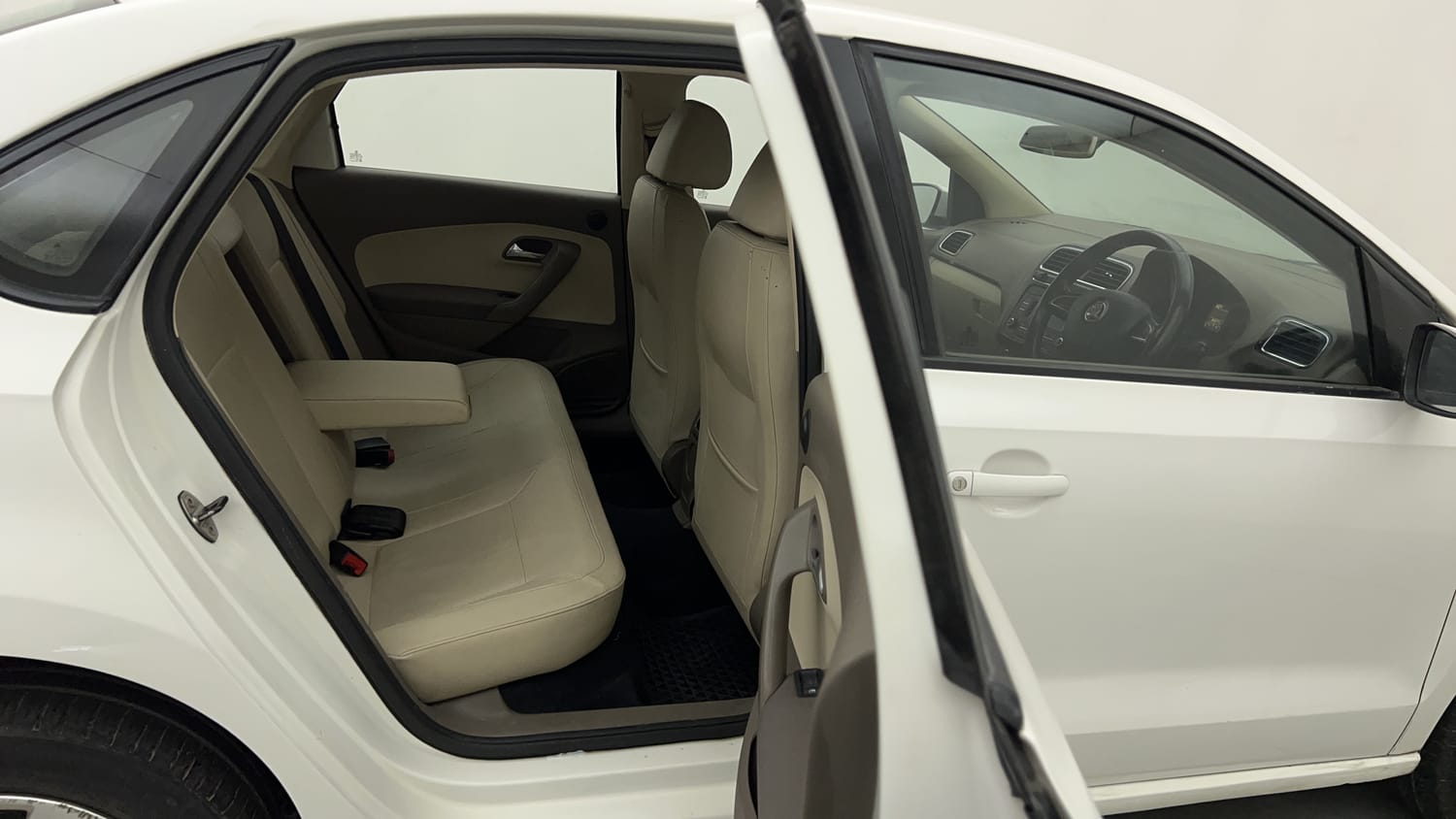 New Skoda Rapid interior RIGHT SIDE REAR DOOR CABIN VIEW