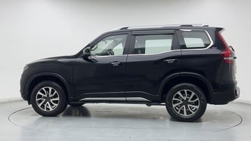 Used 2023 Mahindra Scorpio N Z8 L Diesel AT 4WD 7 STR Diesel Automatic Image