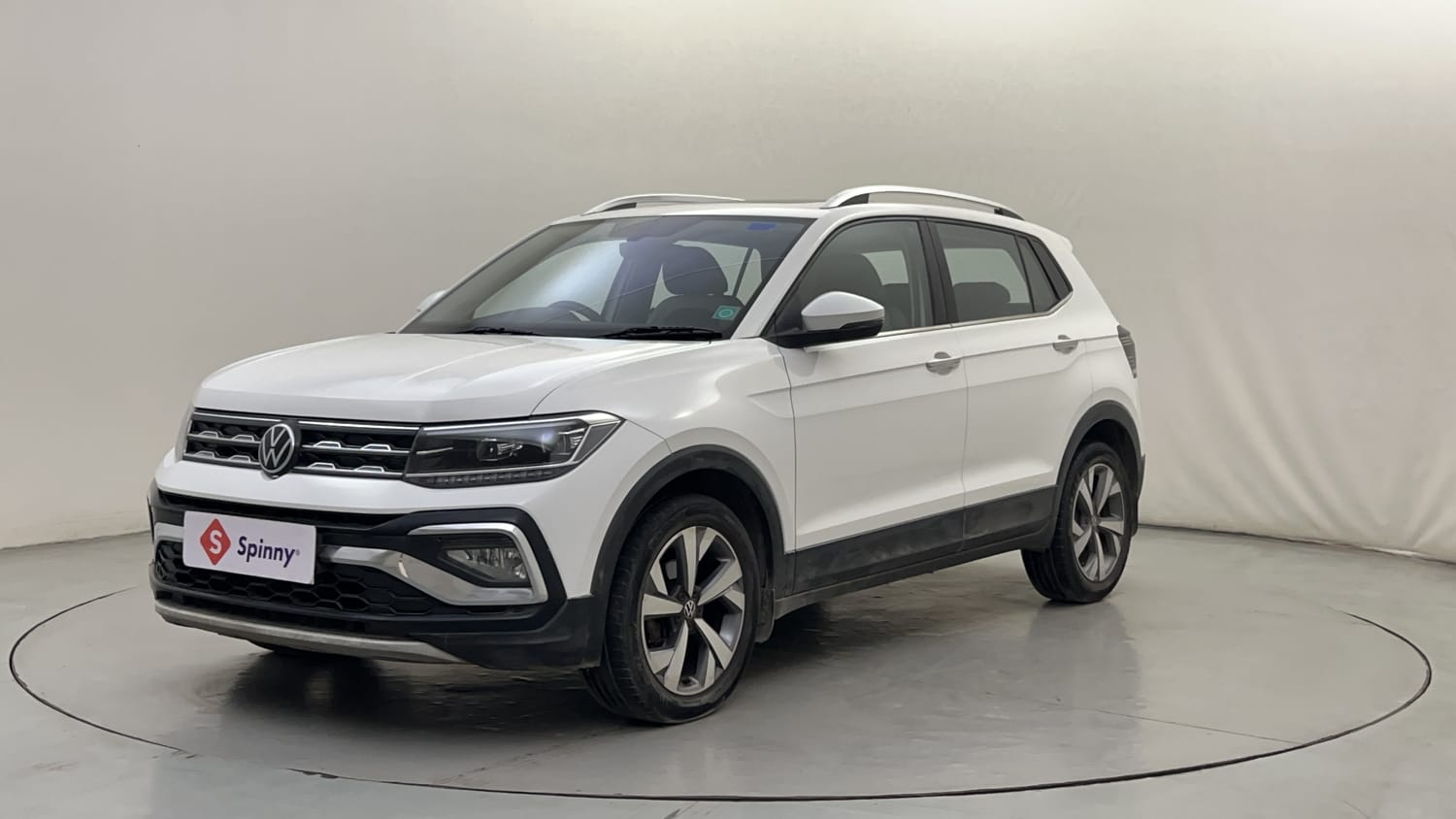 2022 Volkswagen Taigun Topline 1.0 TSI AT