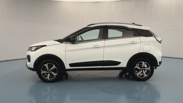 Used 2022 Tata Nexon XZ Plus (Premium) Petrol Manual Image