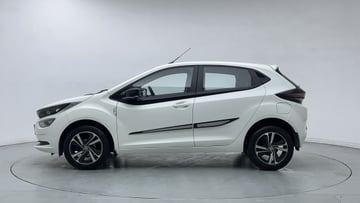 Used 2023 Tata Altroz XZ Petrol Petrol Manual Image