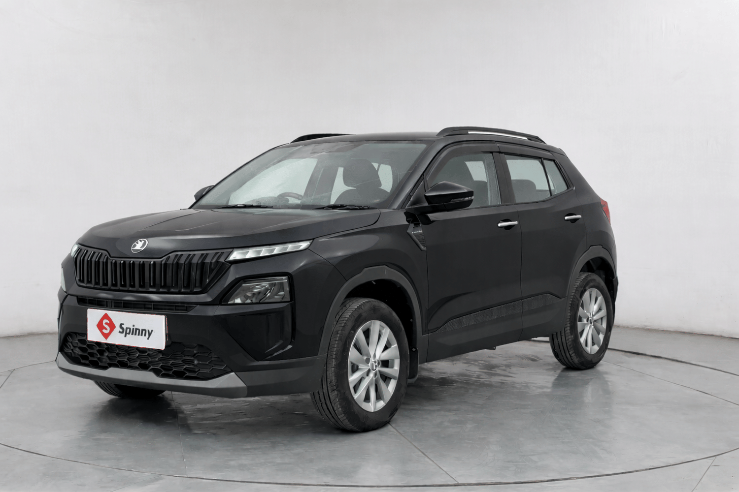 New Skoda Kylaq Deep Pearl Black